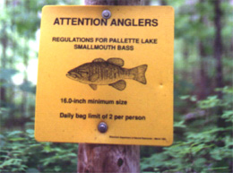Catch and Release regs sign on Palette Lake