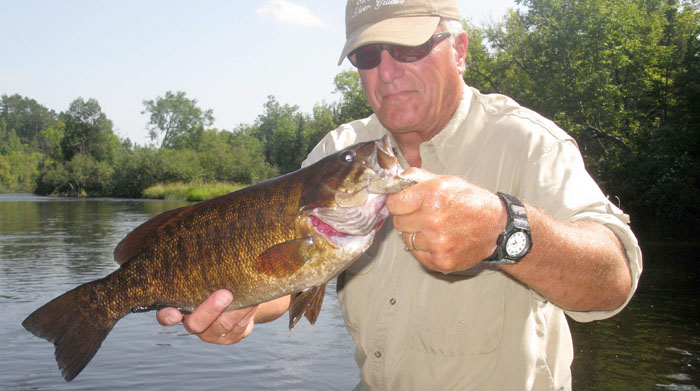 Spin Fishing  Smallmouth Angler